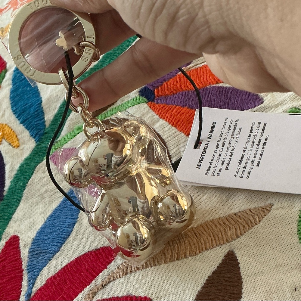 Tous Shiny Silver Bear Keychain - Picture 6 of 6